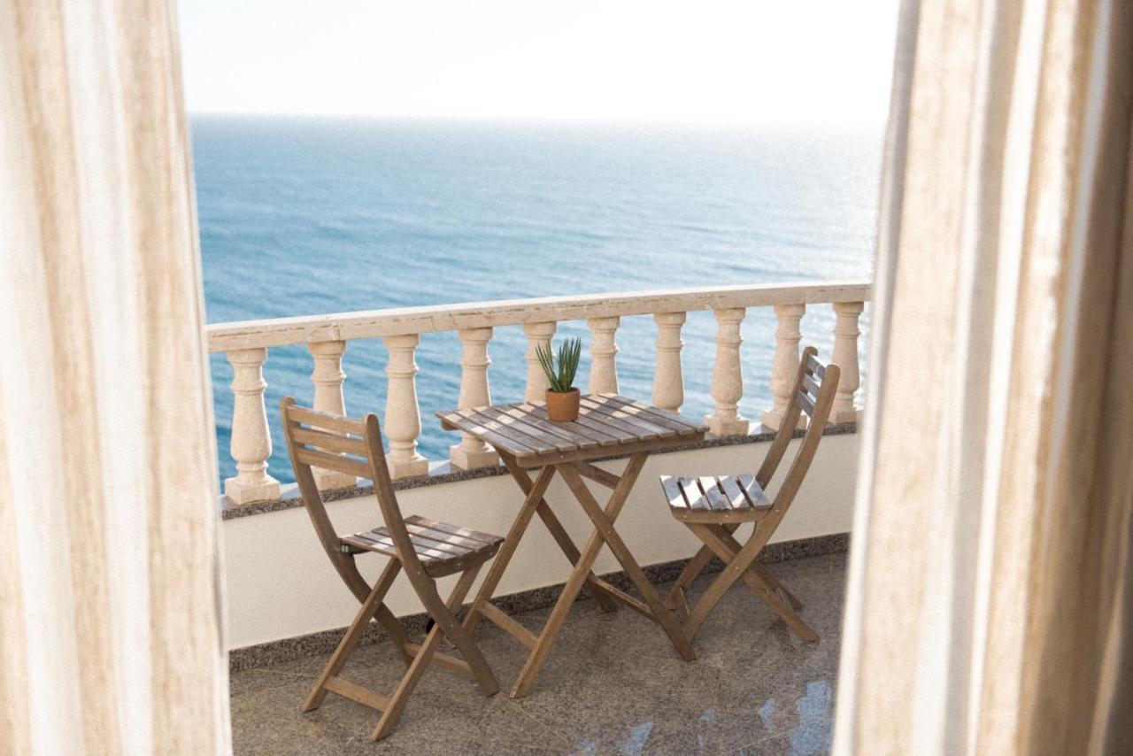 Хостел Laneez Ericeira Surf House Экстерьер фото