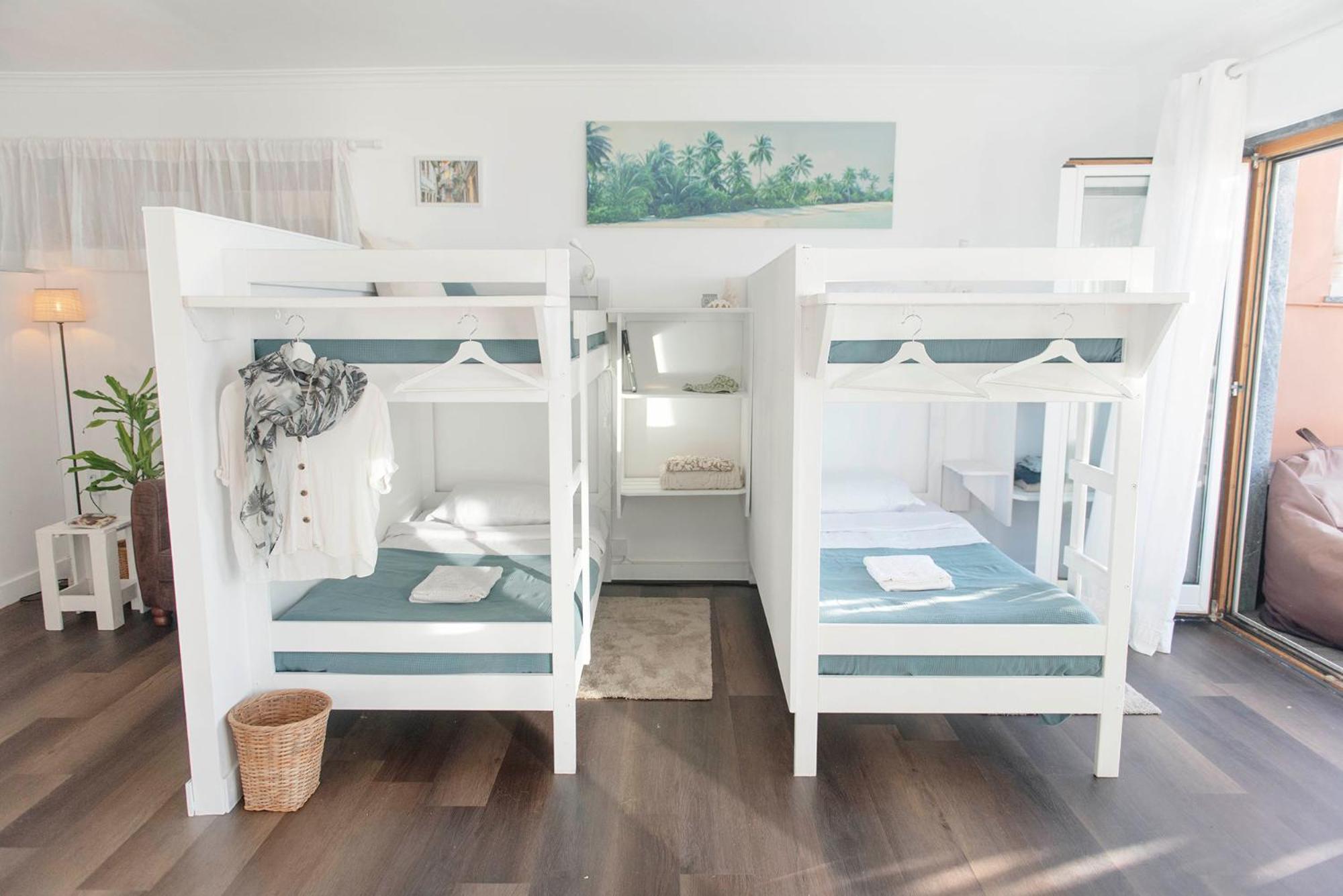 Хостел Laneez Ericeira Surf House Экстерьер фото