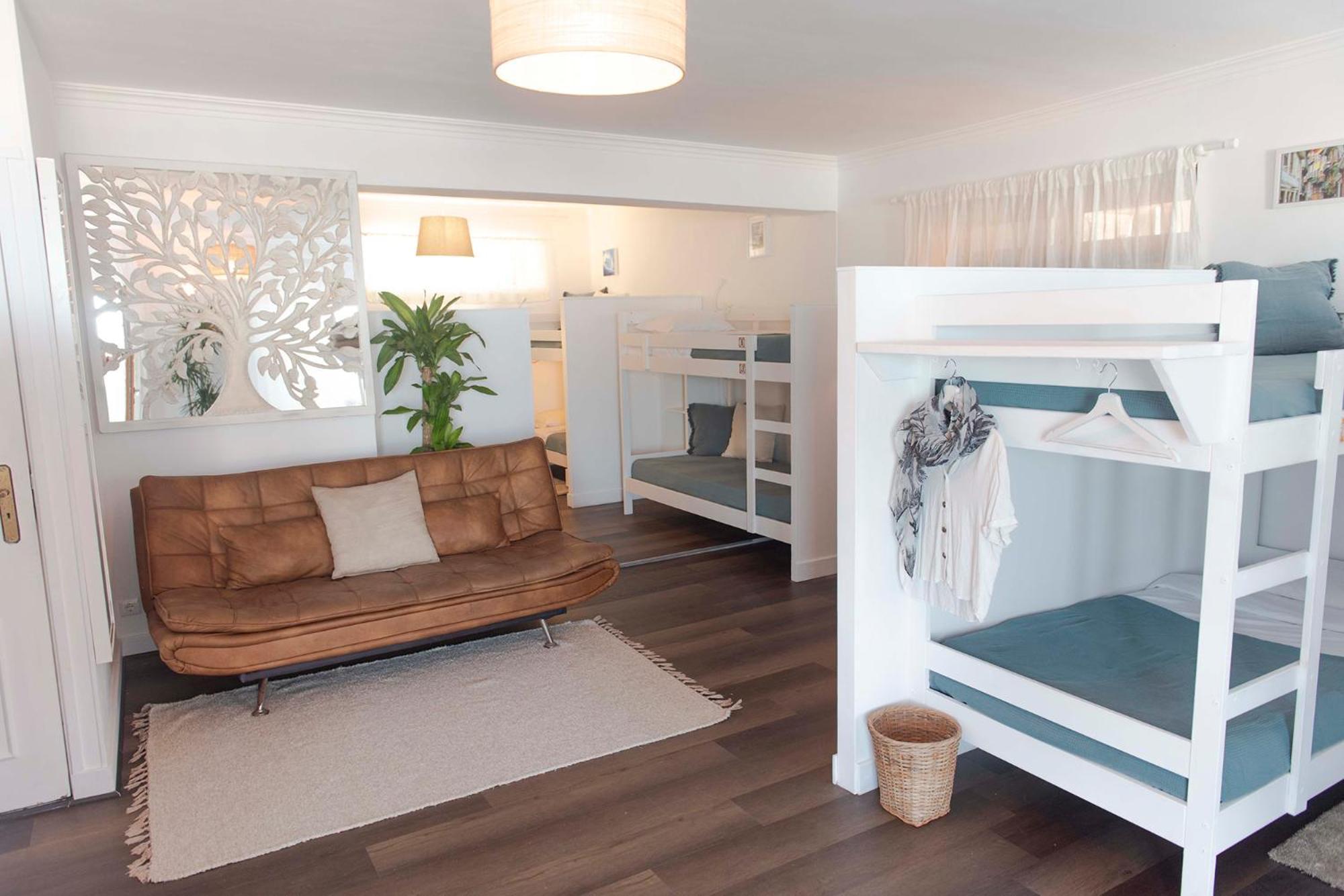 Хостел Laneez Ericeira Surf House Экстерьер фото