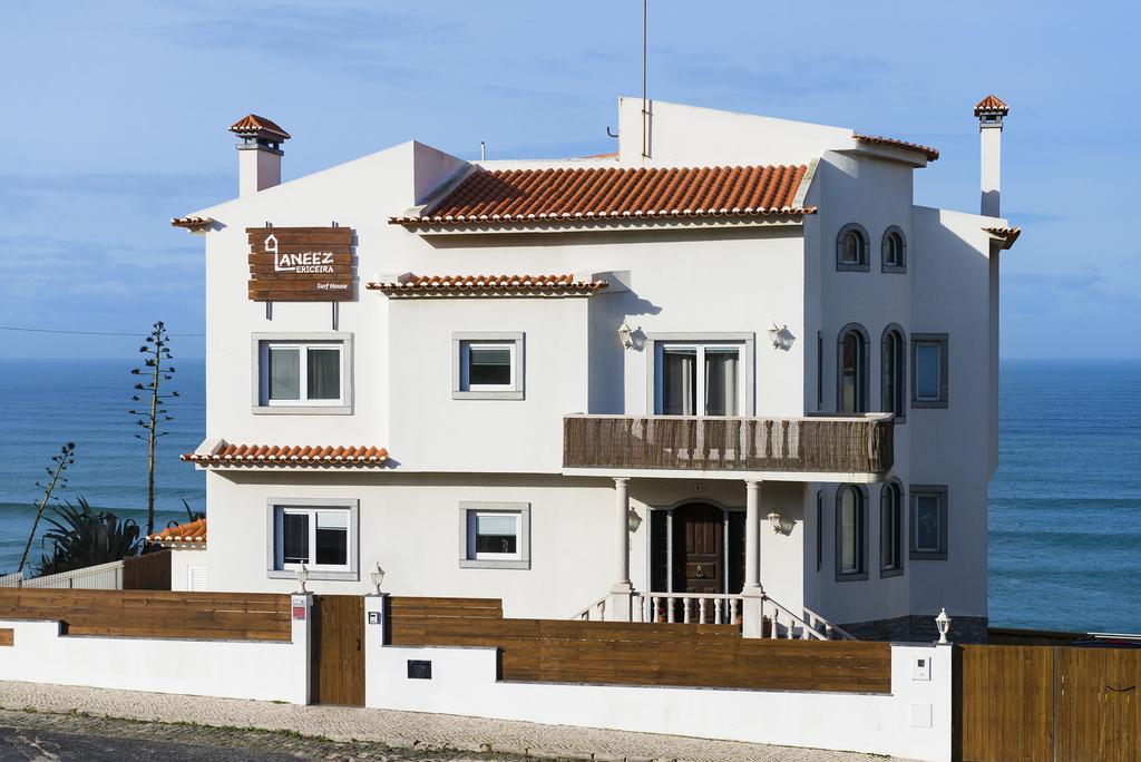 Хостел Laneez Ericeira Surf House Экстерьер фото