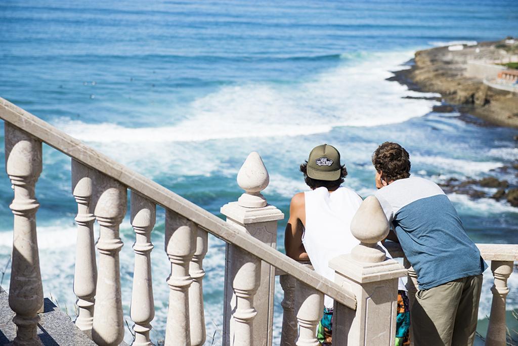 Хостел Laneez Ericeira Surf House Экстерьер фото