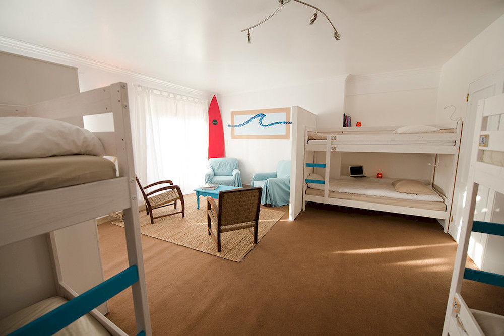 Хостел Laneez Ericeira Surf House Экстерьер фото