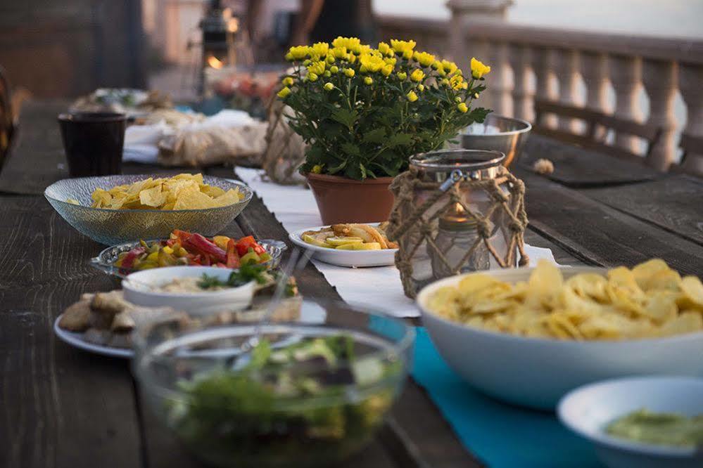 Хостел Laneez Ericeira Surf House Экстерьер фото