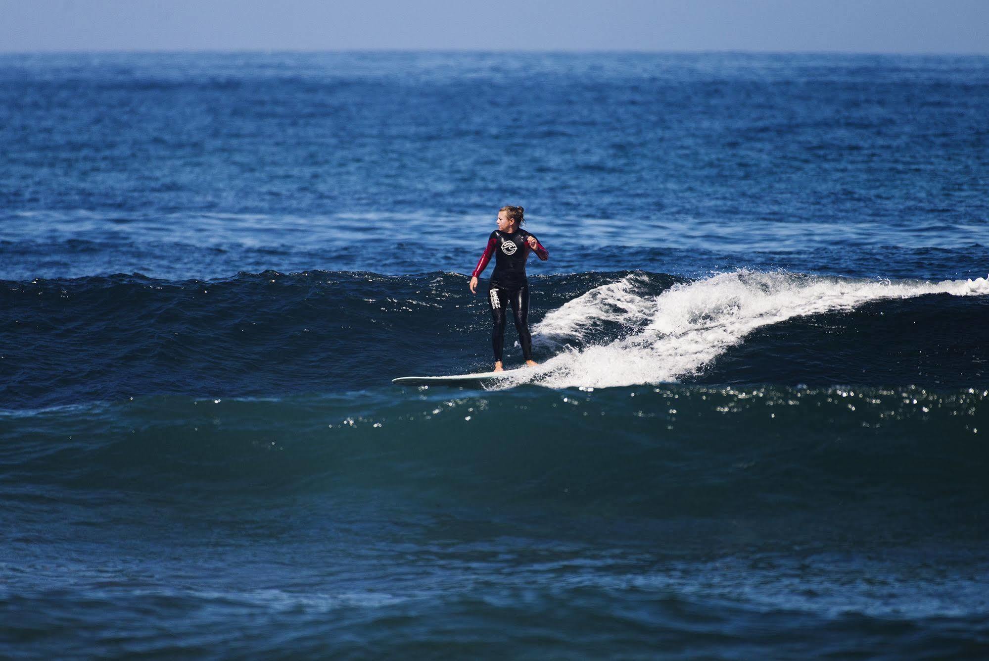 Хостел Laneez Ericeira Surf House Экстерьер фото